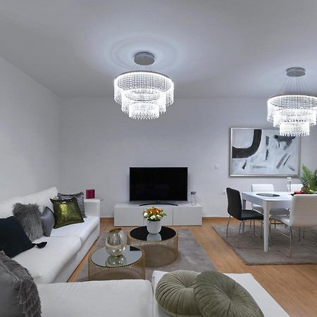 Elegant Apartment In Glyfada Atény Exteriér fotografie
