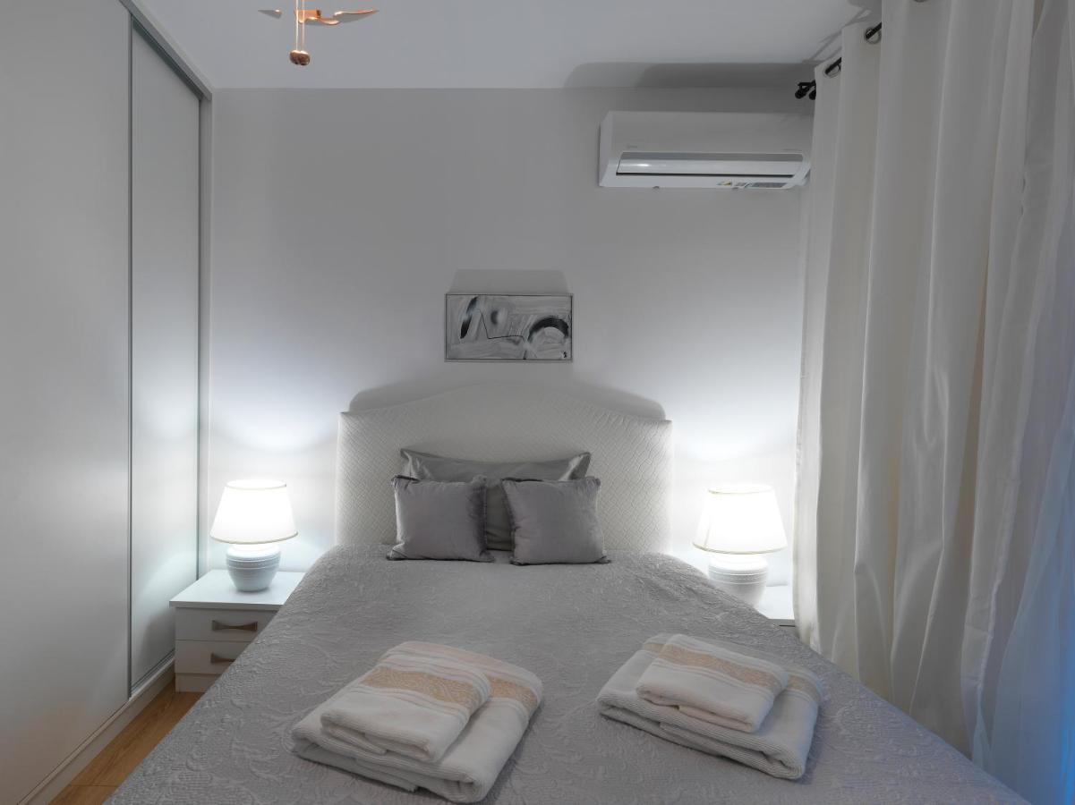 Elegant Apartment In Glyfada Atény Exteriér fotografie