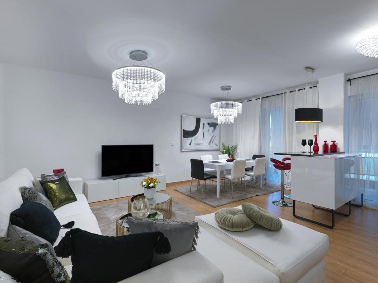 Elegant Apartment In Glyfada Atény Exteriér fotografie