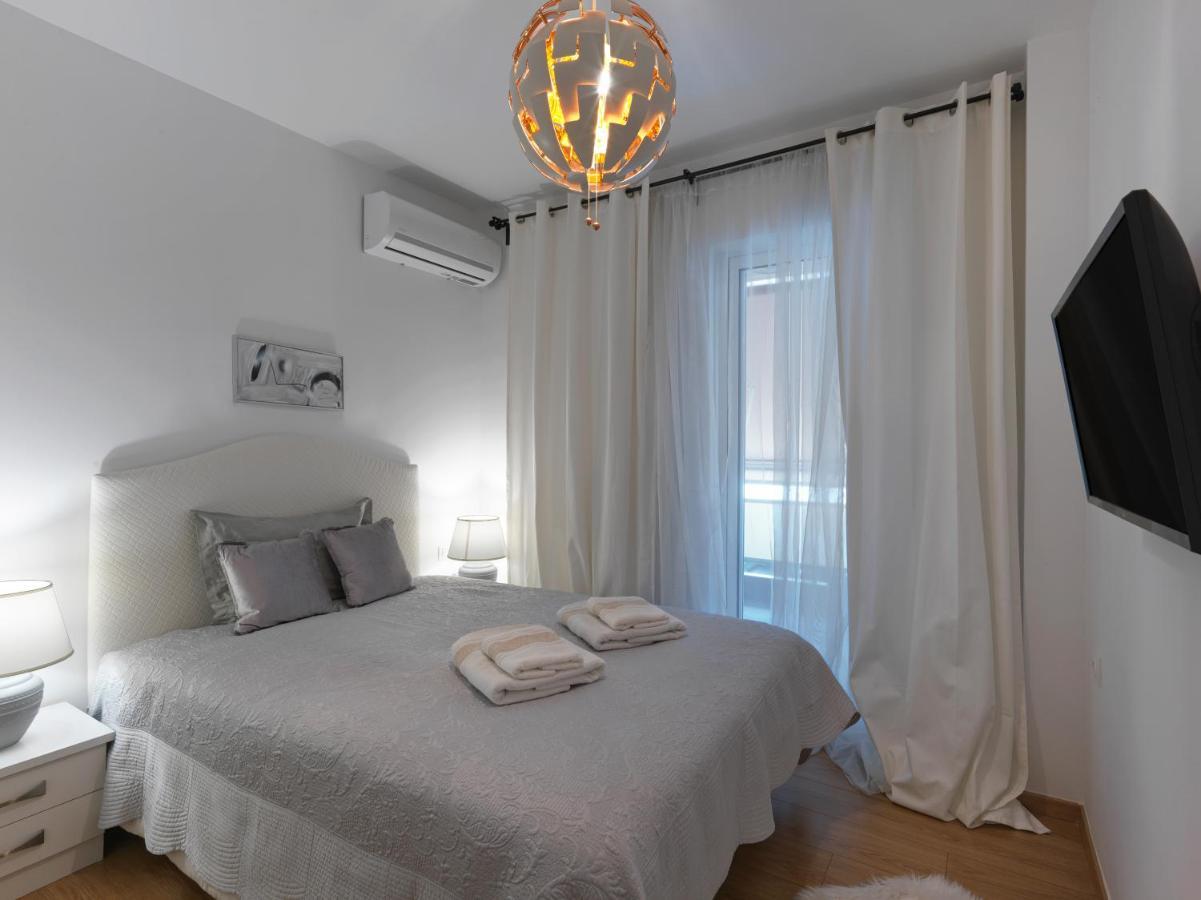 Elegant Apartment In Glyfada Atény Exteriér fotografie